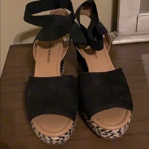 Lucky Brand Bettani short wedge